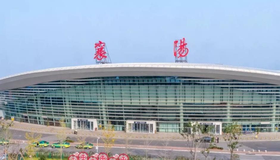 襄阳刘集机场广告